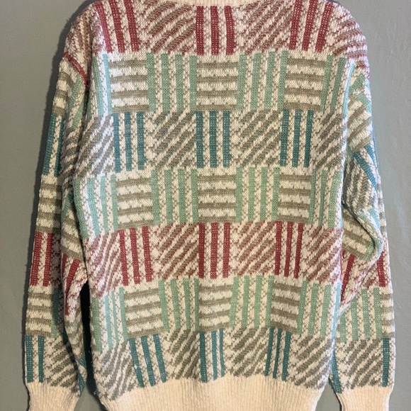 VINTAGE WOODWARDS KNIT SWEATER - Picture 2 of 5